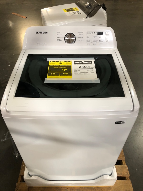 Photo 2 of Samsung WA45T3200AW 4.5 cu. ft. Top Load Washer with Vibration Reduction Technology