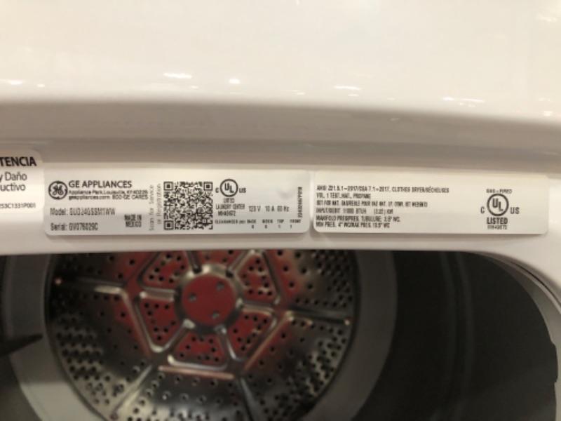 Photo 6 of GE Unitized Spacemaker�® 2.3 cu. ft. Capacity Washer with Stainless Steel Basket and 4.4 cu. ft. Capacity Gas Dryer