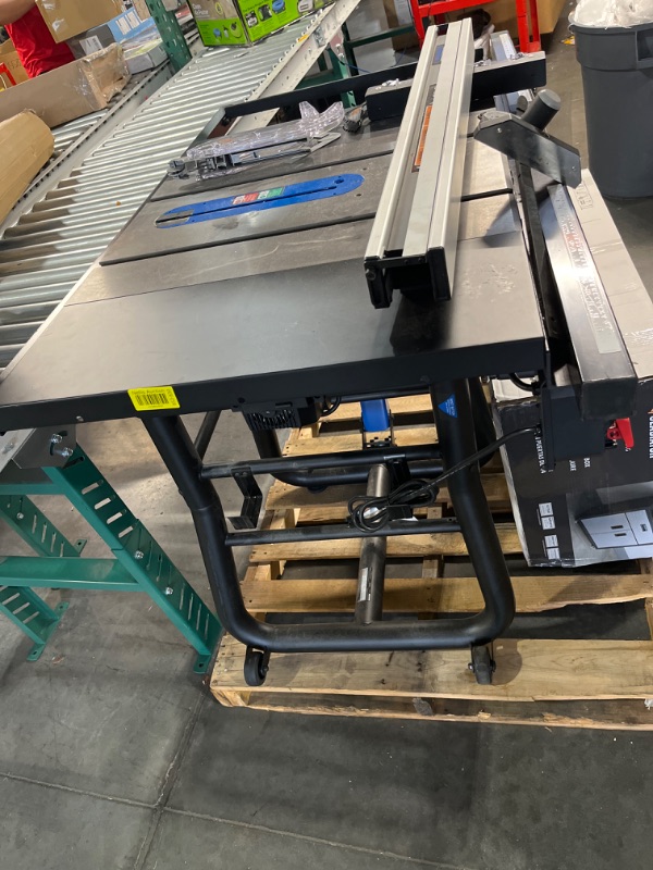 Photo 2 of TESTEDDelta 15-amp 10" Carbide-Tipped Table Saw