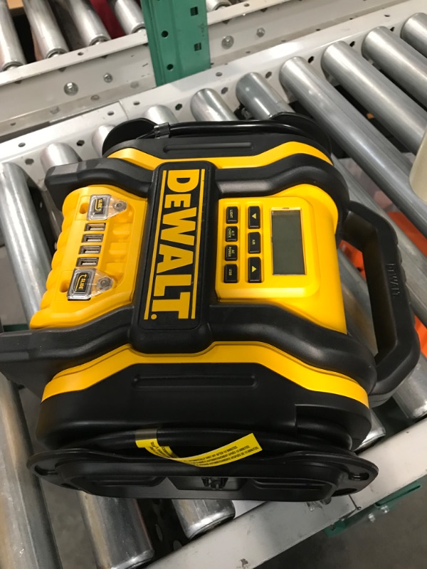 Photo 2 of DEWALT DXAEPS14 1600 Peak Battery Amp 12V Automotive Jump Starter/Power Station 