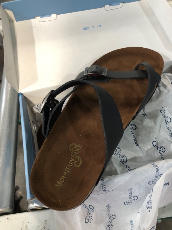 Photo 1 of *USED* WHITE MOUNTAIN Women's Gracie Flat Sandal 10 Black/Leather