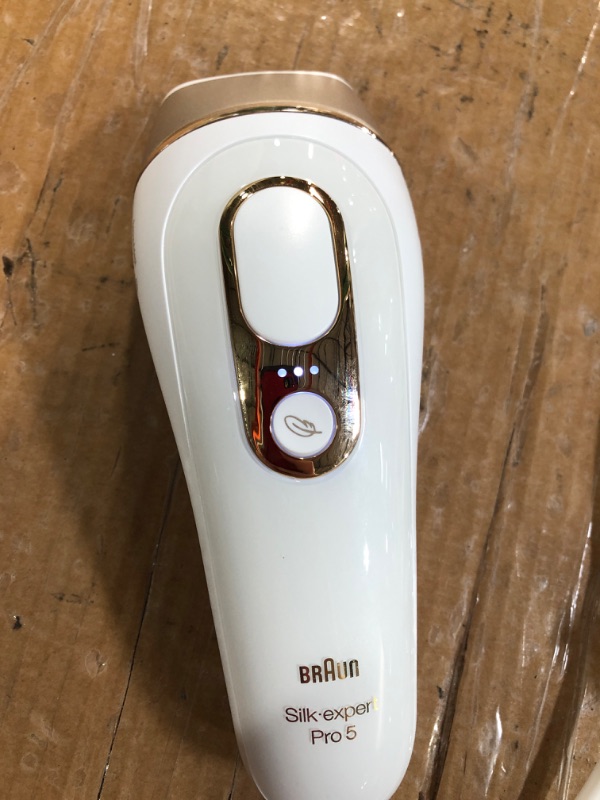 Photo 6 of *used*
Braun IPL Long-Lasting Hair Removal for Women and Men, Silk Expert Pro 5 PL5137 with Venus Swirl Razor, Long-lasting Reduction in Hair Regrowth for Body & Face, Corded, two attachments