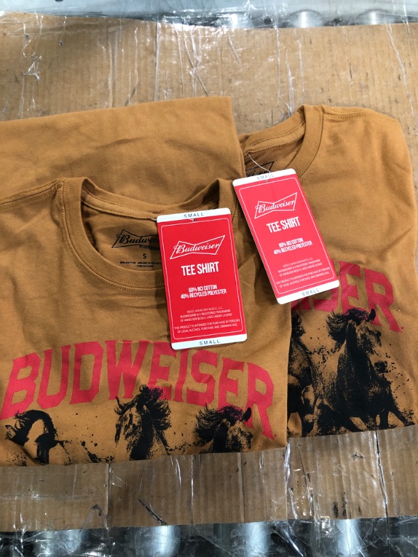 Photo 1 of Budweiser Men's Short Sleeve King of Beers American Graphic T-Shirt (S) (Pack of 2)