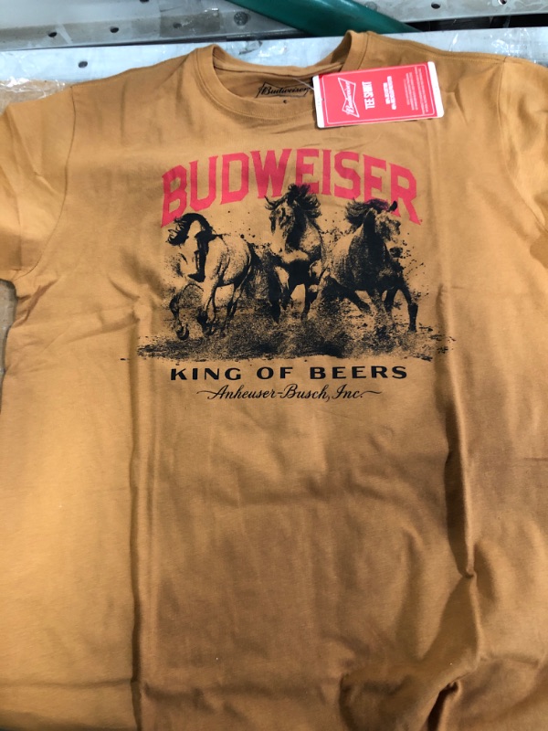 Photo 1 of Budweiser Men's Short Sleeve King of Beers American Graphic T-Shirt (S) (Pack of 2)