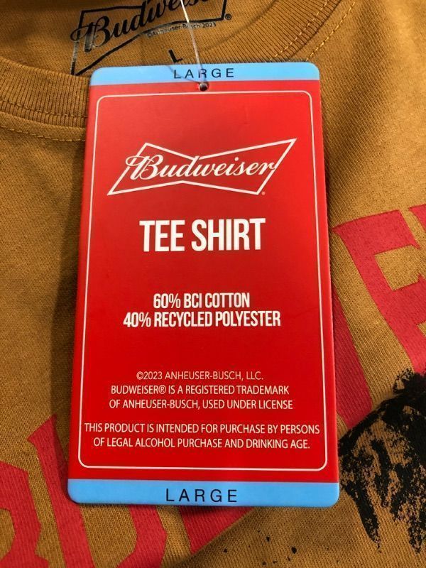 Photo 4 of Budweiser Men's Short Sleeve King of Beers American Graphic T-Shirt (L) (Pack of 2)