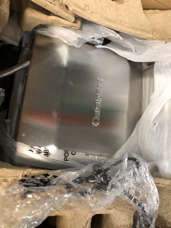 Photo 1 of (MISSING GRIDDLE PADS AND USEDCuisinart GR-6S Contact Stainless Steel Griddler, 12.0 inches (H) x 7.0 inches (W) x 11.0 inches (D)