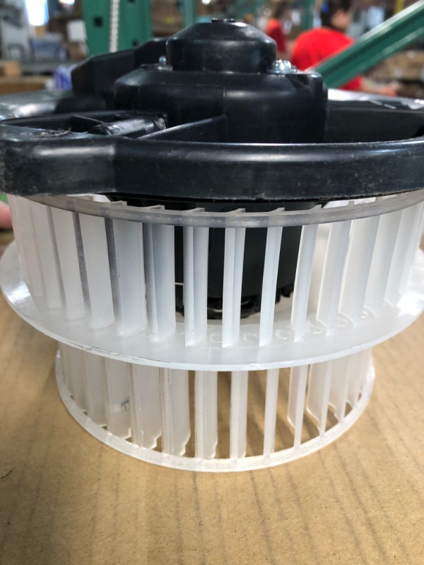 Photo 1 of AC Heater Blower Motor 700164 for Chevy Silverado, Tahoe, Avalanche, Suburban, Escalade, ESV, GMC Sierra, Yukon, H2 Replaces # 15-81683, 22741027, 20760618