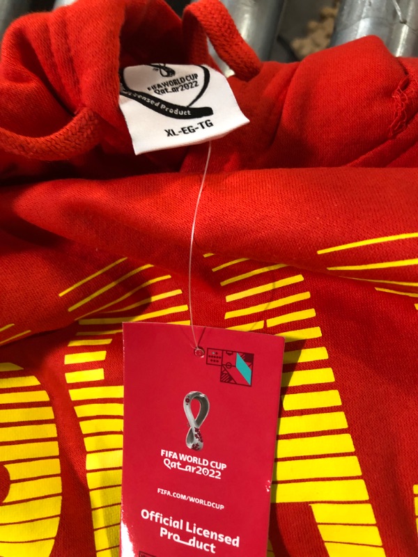 Photo 3 of  Men's FIFA World Cup Fleece Hoodie Spain World Cup Soccer Team X-L Red **LOOKS NEW**