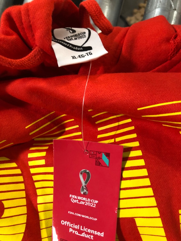 Photo 4 of Men's FIFA Fleece Hoodie Spain World Cup Soccer Team X-Large Red **LOOKS BRAND NEW**