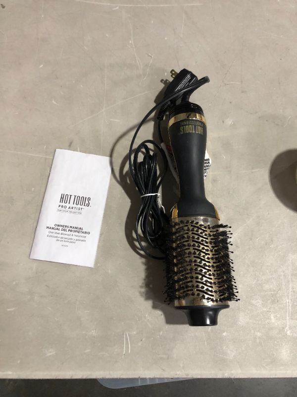 Photo 6 of ***USED - SEE NOTES***
Hot Tools 24K Gold One-Step Hair Dryer and Volumizer