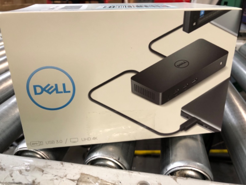 Photo 2 of DELL USB 3.0 Ultra HD Triple Vidoe Docking Station D3100 (452-BBOT)
