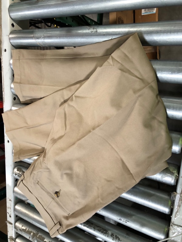 Photo 1 of HAGGAR Cool Right Performance Flex Slim Fit Flat Front Pant 34X29 **LOOK BRAND NEW**