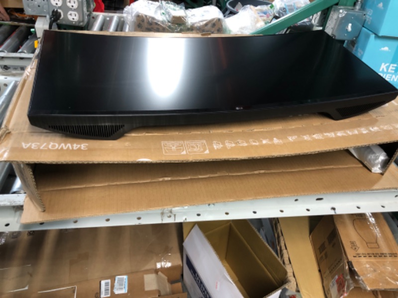 Photo 1 of LG UltraWide QHD 34-Inch Curved Computer Monitor **NOT TESTED** *LOOKS BRAND NEW*