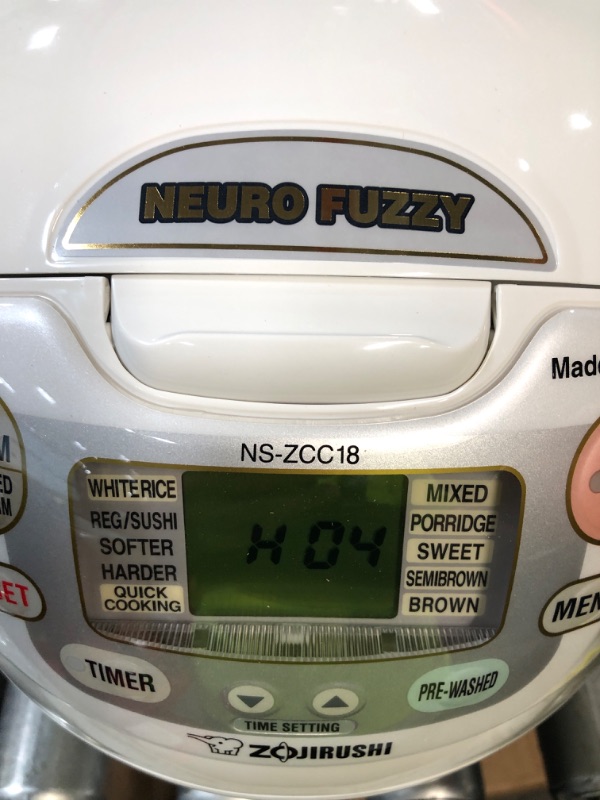 Photo 7 of *USED* Zojirushi NS-ZCC18 Neuro Fuzzy Rice Cooker/Warmer, 10 Cup, Premium White *LOOKS NEW*