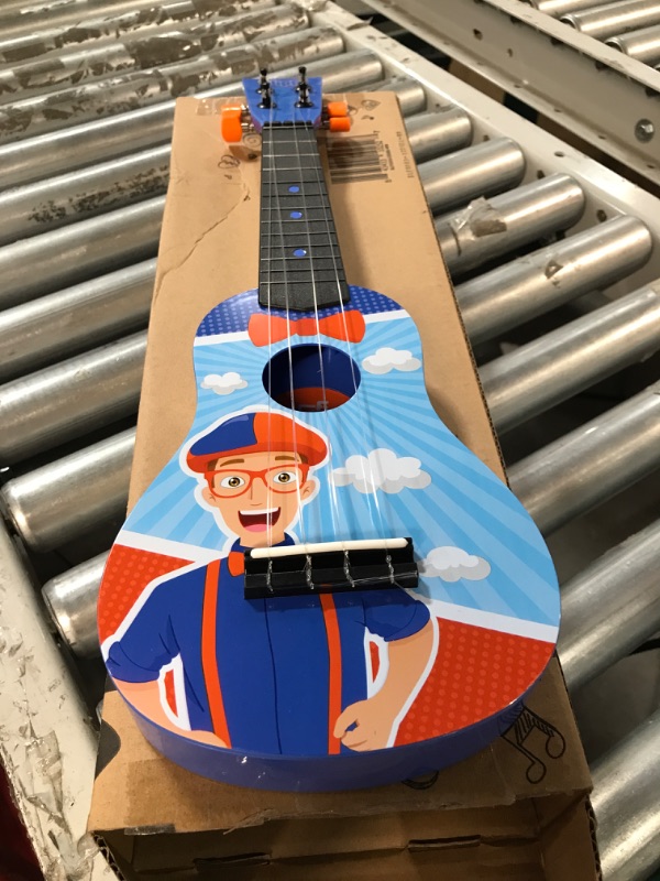 Photo 2 of Blippi Ukulele by First Act