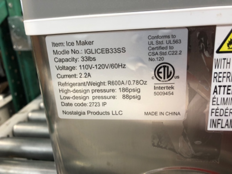 Photo 2 of ** LID HAS CRACK IN IT** Igloo Electric Countertop Ice Maker Machine - Automatic and Portable -Stainless Steel