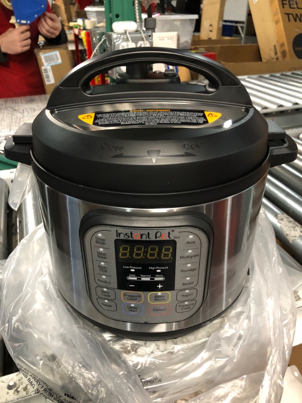 Photo 2 of * item used * good condition * see images * 
Instant Pot Duo 7-in-1 Electric Pressure Cooker, Slow Cooker, Rice Cooker, Steamer, Sauté, Yogurt Maker, Warmer & Sterilizer