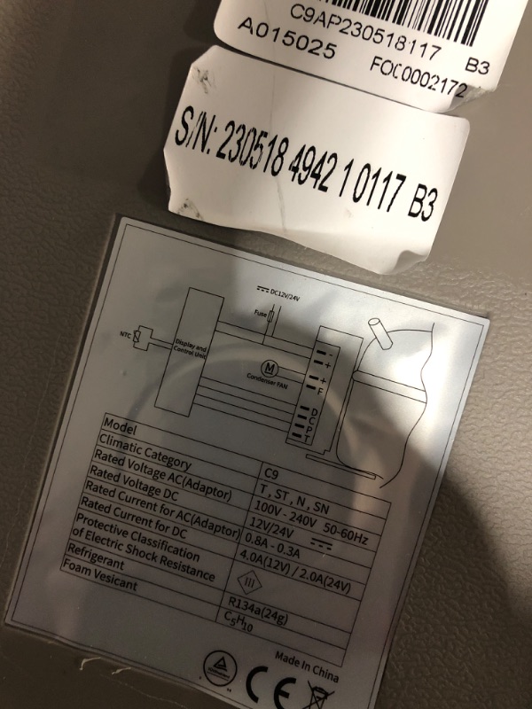 Photo 5 of * not functional * sold for parts * repair * 
VEVOR 12 Volt Refrigerator 10 Qt, Portable Mini Freezer (-4?~68?) W/APP Control Car Compressor Fridge Cooler 12V/24V DC 