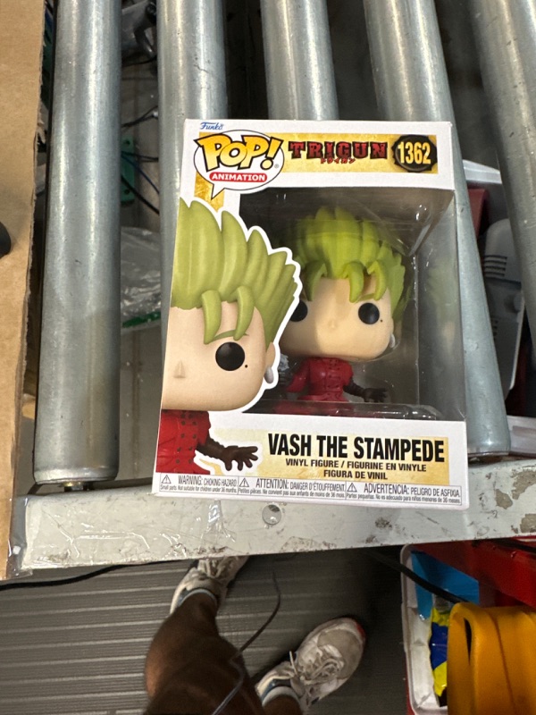 Photo 2 of Funko Pop! Animation: Trigun - VASH The Stampede with Chase (Styles May Vary)