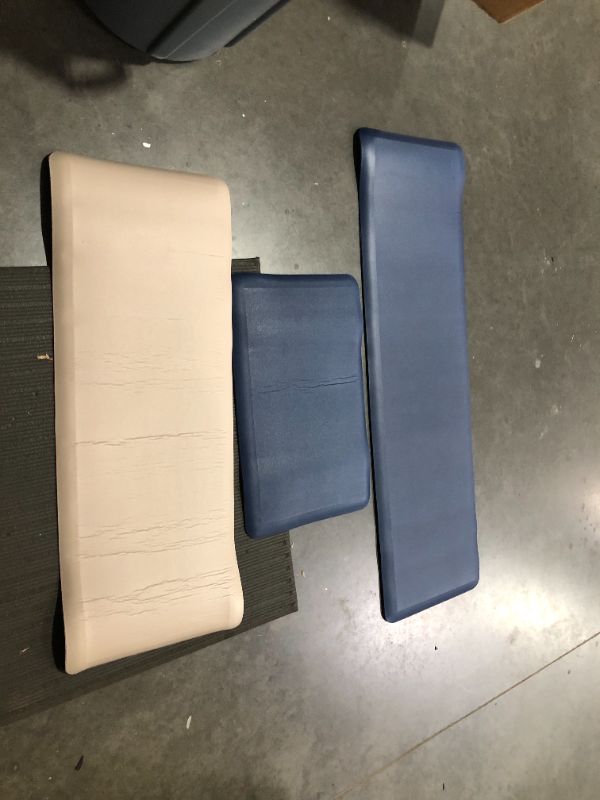 Photo 4 of ***WRINKLED - SEE NOTES***
StepRite Floor Mats, 3 Pack, two 17.3''x28''+17.3''x60'' Blue Mats, one 17"x47" Khaki Mat