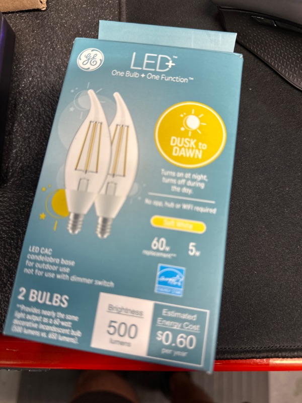 Photo 1 of **SEE NOTES**
GE LED+ Dusk to Dawn LED Light Bulbs Bundle, Decorative Soft White Outdoor Light Bulbs, (2) Medium Base, (2) Small Base (4 Pack) Med & Small Base Soft White