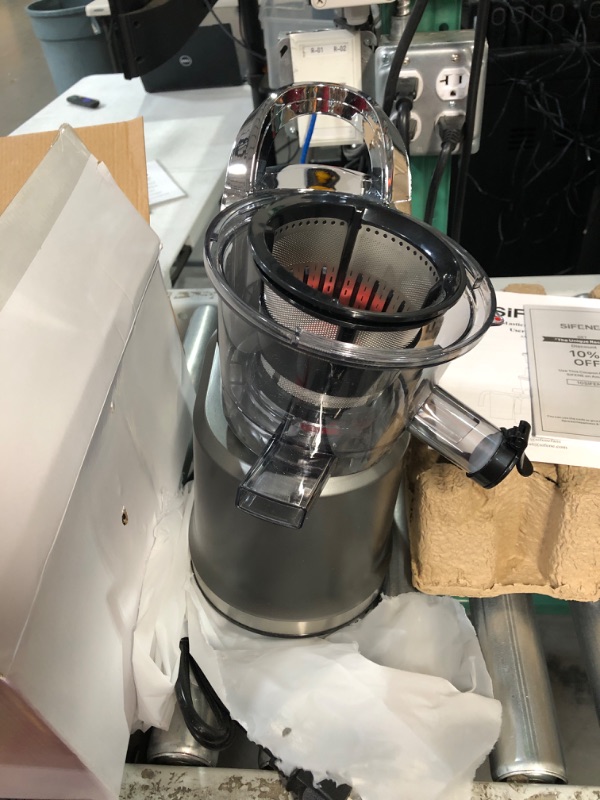 Photo 1 of **DAMAGED AND NON-FUNCTIONAL, PARTS ONLY** SiFENE Vertical Cold Press Juicer, 3.2" Grey