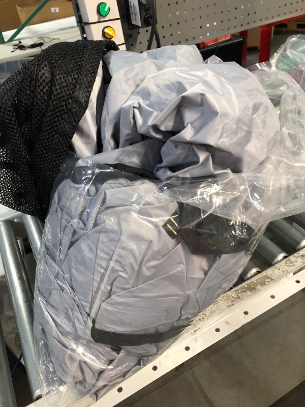 Photo 1 of * USED * 
Tuszom Waterproof Center Console Boat Cover, Heavy Duty 800D Marine Grade Polyester Canvas Center Console Cover 22' - 24' L, UP to 108" W Gray