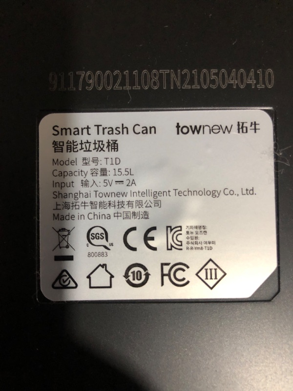 Photo 4 of * no power cord * used *
TOWNEW T1S Self-Sealing and Self-Changing 4.1 Gallon Trash Can | Automatic Open Lid and Motion Sense Activated Garbage Bin