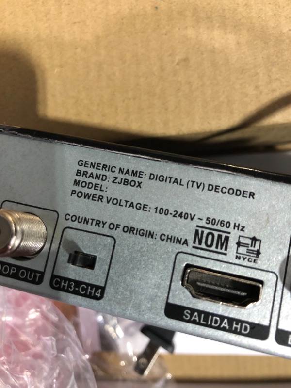 Photo 3 of * missing remote *
Digital TV Converter Box, ATSC Cabal Box - ZJBOX for Analog HDTV Live1080P with TV Recording&Playback,