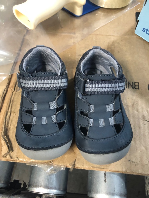 Photo 2 of *USED* Stride Rite Unisex-Child Sm Sonny Sandal, Size 5.5W