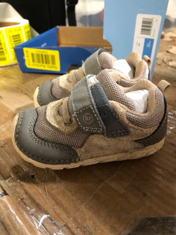 Photo 2 of *USED* Stride Rite Soft Motion Baby and Toddler Boys Rhett Athletic Sneaker Toddler (1-4 Years) SIZE 4 Toddler Tan