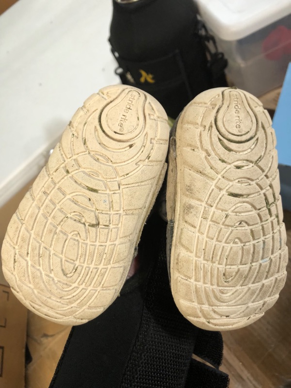 Photo 4 of *USED* Stride Rite Soft Motion Baby and Toddler Boys Rhett Athletic Sneaker Toddler (1-4 Years) SIZE 4 Toddler Tan