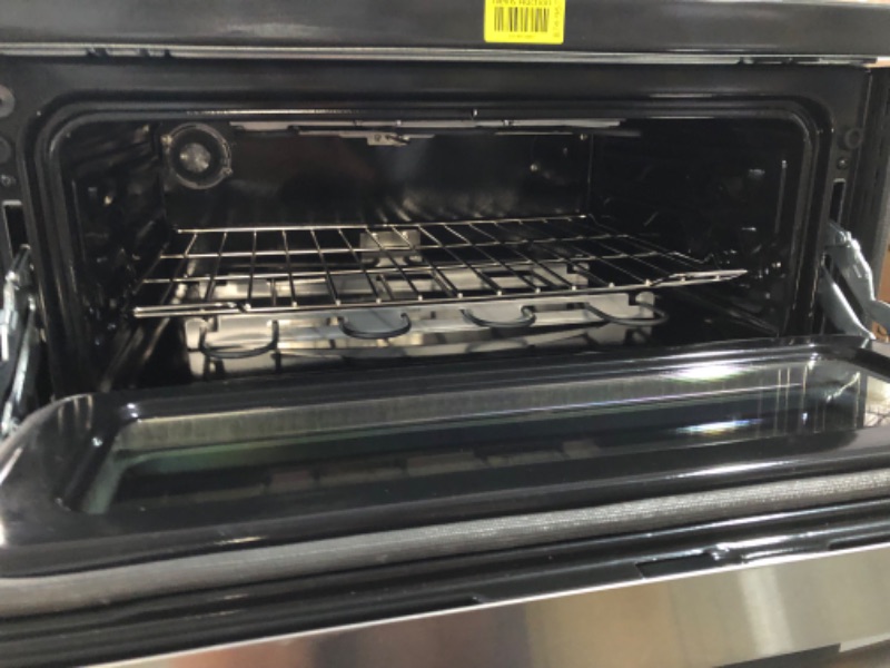 Photo 3 of GE® 30" Free-Standing Electric Double Oven Convection Range