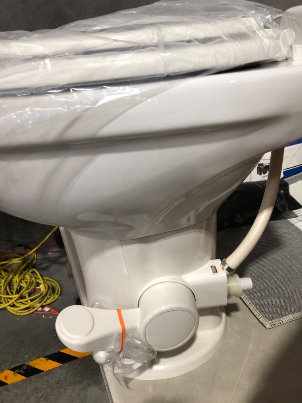 Photo 5 of * item used * damaged * see all images *
Dometic 302320081 320 Series Standard Height RV Toilet, White
