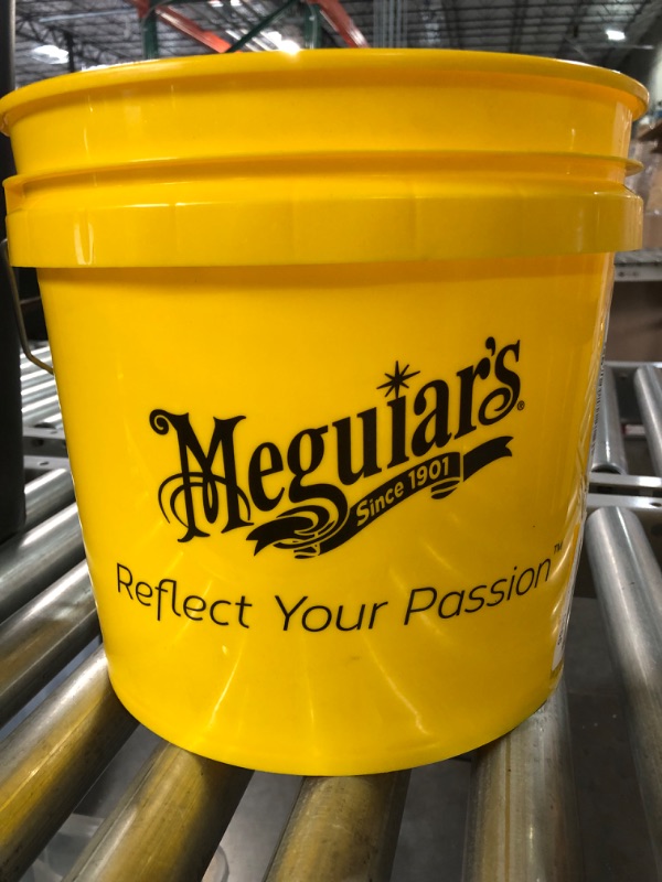 Photo 3 of Meguiar's Yellow Bucket - Car Wash Bucket for Water and Suds - 3.5 gal