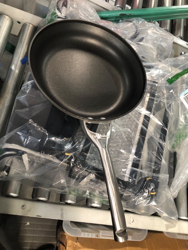 Photo 2 of * used *
Calphalon Contemporary Hard-Anodized cooking pan 