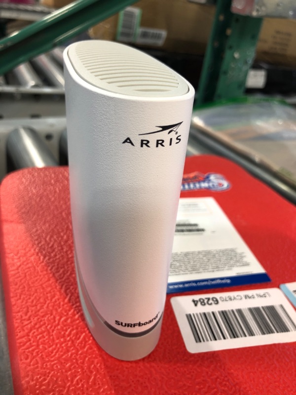 Photo 4 of ARRIS Surfboard S33 DOCSIS 3.1 Multi-Gigabit Cable Modem  3.1 Modem Only Router System