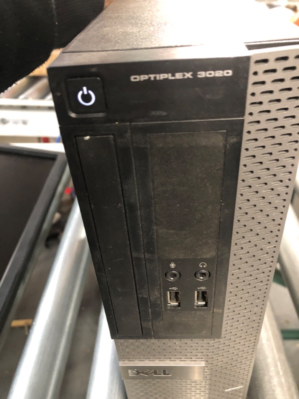 Photo 1 of SEE NOTES 
DELL OptiPlex 3020 Desktop Computer Package - Quad Core i5 3.1-GHz, 4GB RAM, 250GB HDD, DVD, 22 Inch LCD, Keyboard, Mouse, WiFi, INCLUDES 2 SPEAKERS 