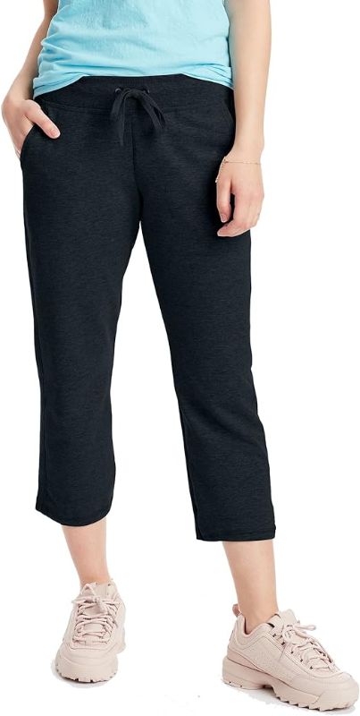 Photo 1 of 4 pack: Amazon Essentials Women's French Terry Fleece Capri Jogger Sweatpant - (2 black, 2 grey - M)