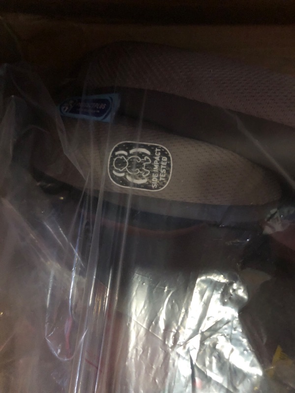 Photo 1 of Graco Extend2Fit 3-in-1 Car Seat, Norah 3-in-1 Norah