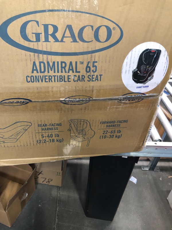 Photo 1 of Graco Admiral 65 Convertible Car Seat, Studio