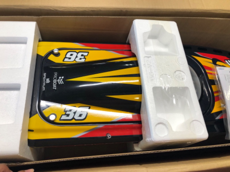 Photo 1 of Pro Boat Sonicwake V2 36" Self-Righting Brushless RC Boat Deep-V RTR Batteries and Charger Not Included White PRB08032V2T2