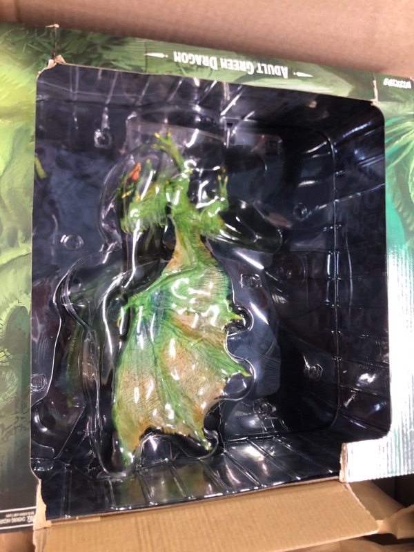 Photo 4 of D&D Icons of The Realms: Adult Green Dragon Premium Figure