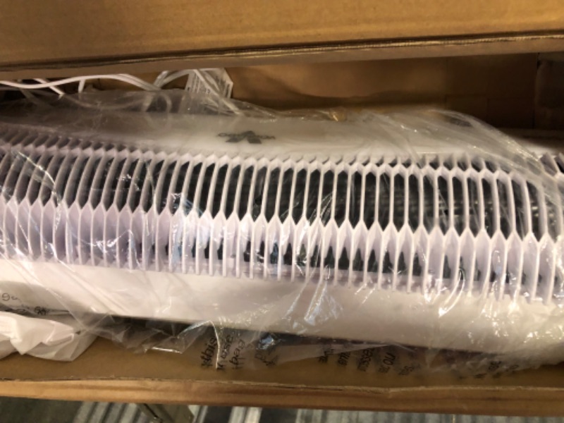 Photo 1 of Vornado TRANSOM AE Window Fan Works with Alexa, 4 Speeds, Reversible Exhaust Mode, Weather Resistant Case, Whole Room,White
****NO REMOTE***