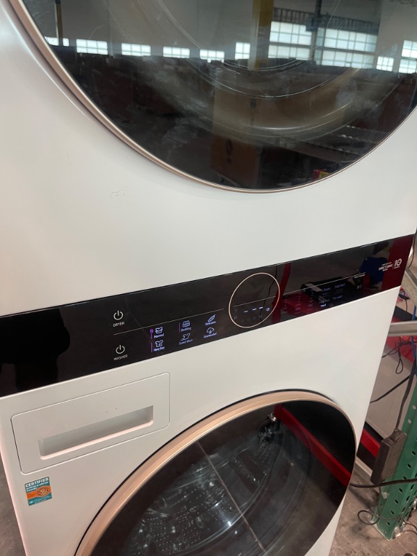 Photo 5 of Single Unit Front Load LG WashTower™ with Center Control™ 4.5 cu. ft. Washer and 7.4 cu. ft. Electric Dryer

*** LIGHTLY USED ***