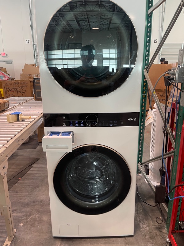 Photo 11 of Single Unit Front Load LG WashTower™ with Center Control™ 4.5 cu. ft. Washer and 7.4 cu. ft. Electric Dryer

*** LIGHTLY USED ***