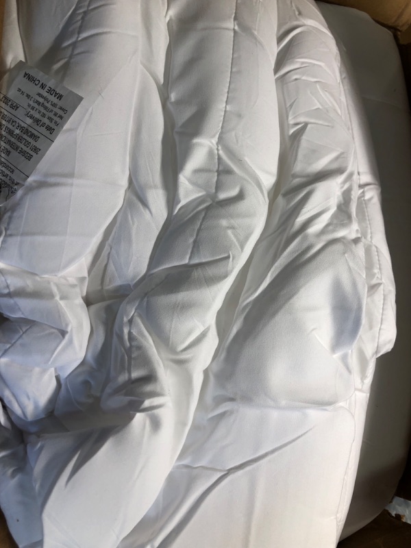 Photo 3 of Bedsure King Comforter Duvet Insert - Down Alternative White Comforter King Size, Quilted All Season Duvet Insert King Size with Corner Tabs
