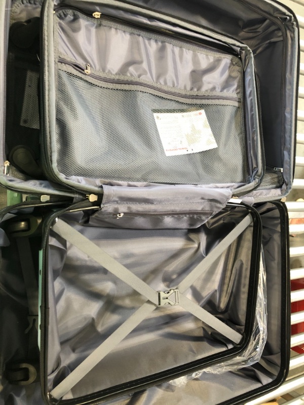 Photo 3 of 2 pc Luggage set - 20 inch and 28 inch 