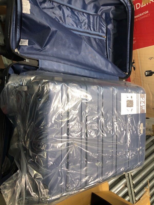 Photo 1 of 3 pc luggage set 