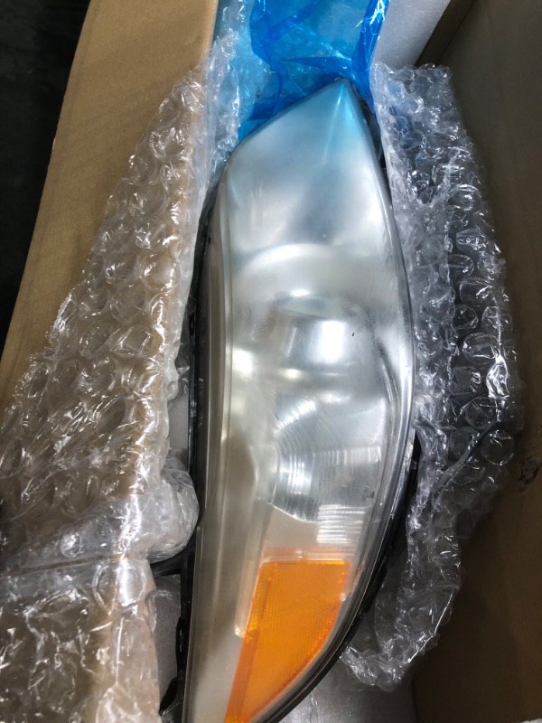 Photo 4 of Headlights Assembly Replacement for 2011-218 Toyota Sienna, Amber Corner Projector Halogen Headlamps for Both Driver and Passenger Side